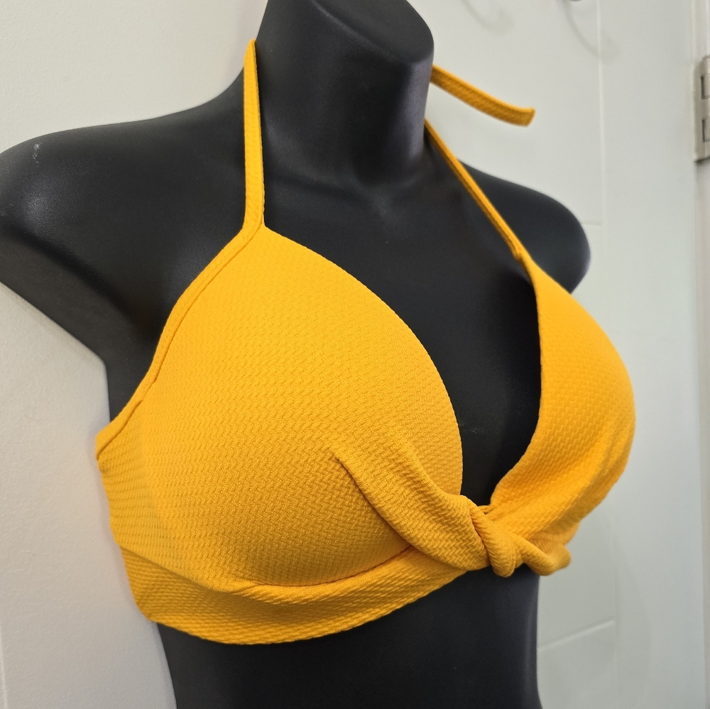 Shade & Shore Yellow Twist Front Push Up Padded 34D Halter Swim Bikini Top - Picture 2 of 6